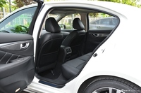 2021款英菲尼迪Q50L 2.0T自动进享运动版