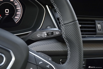 2021款奥迪Q5L Sportback上市特别版