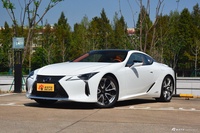 2020款雷克萨斯LC 500h 运动版