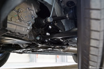 2025款奔腾T90 龙耀版 1.5T 欢享型