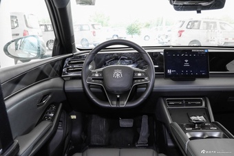 2024款比亚迪秦L DM-i 80KM领先型