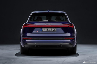 2021款奥迪e-tron S官图