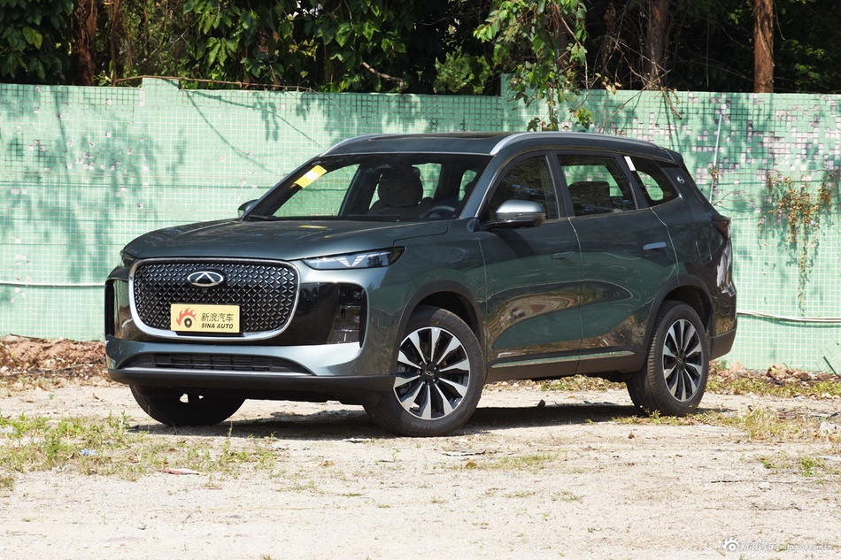 2025款瑞虎8 PLUS 290TGDI DCT尊贵型 7座