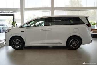 2025款腾势D9 DM-i 1020 智驾版四驱尊享型