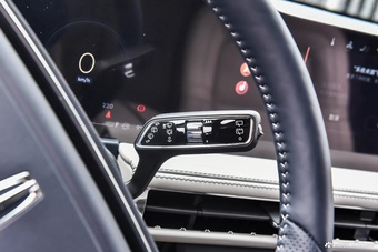 2024款冒险家 2.0T 两驱尊雅版