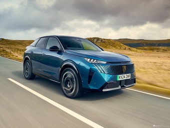 2024款标致E-3008 GT 英国版