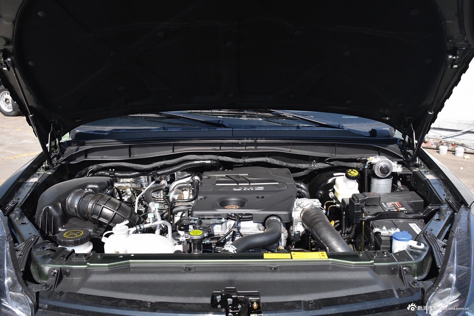 2022款宝典2.5T柴油四驱舒享版长轴JX4D25A6L