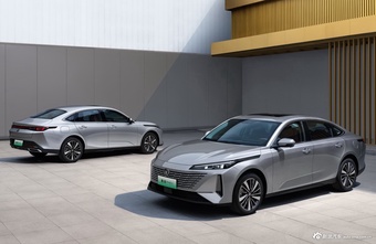 2025款逸动PHEV 智慧新蓝鲸 145KM 战舰版 官图