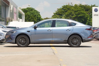 2025款秦PLUS EV 智驾版 510KM领先型