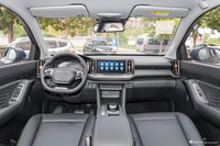 2023款五菱星云 2.0L DHT 标准版