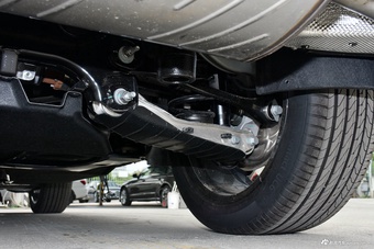 2025款奥迪Q5L Sportback 45周年典藏版 40 TFSI 豪华型