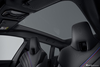 2025款宝马iX M70官图