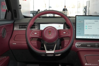 2026款红旗HS6 PHEV 240智混版