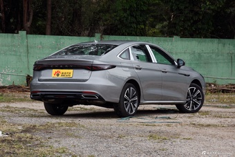 2025款艾瑞泽8 PRO 1.6T 标准型