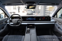 2023款岚图追光 旗舰版