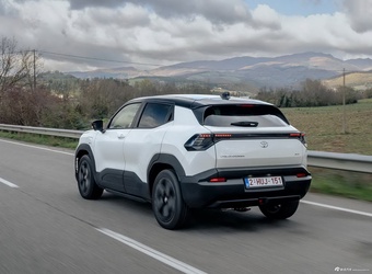 2026款Urban Cruiser 基本型 官图