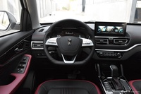 2021款奔腾T33 1.2T DCT豪华型