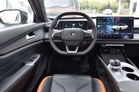 2025款长安UNI-V 第三代 1.5T 500Bar尊贵型