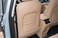 2024款蓝电E5 荣耀版 1.5L DE-i 100km尊享型 7座