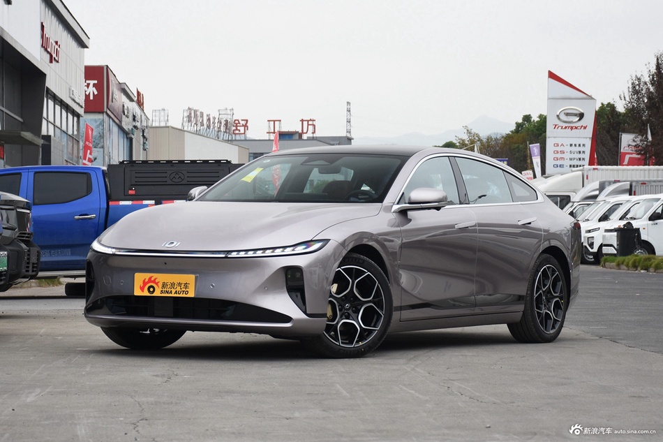 2025款长安启源A07纯电 真香版 710 远航型
