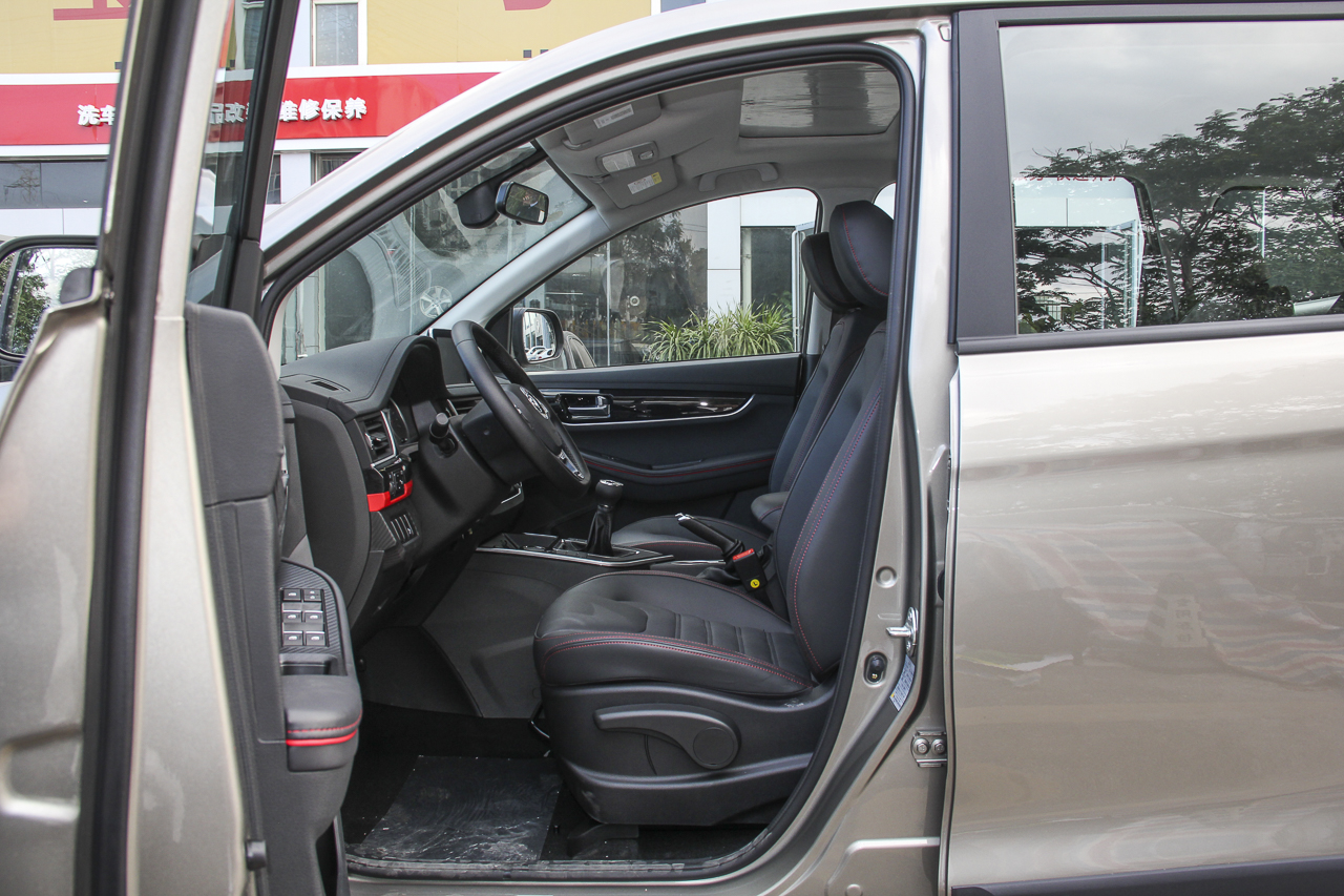 2019款风行SX6 1.6L手动豪华型国VI