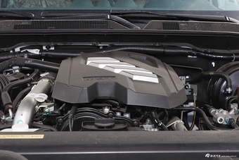 2021款锐骐6 2.3T自动四驱柴油豪华型平底货箱M9T
