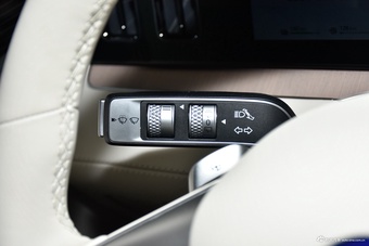 2026款腾势N8L 旗舰型