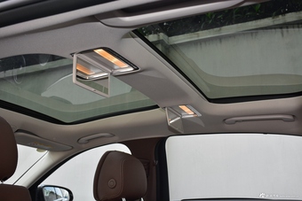 2021款奔驰E级 E 300 L 尊贵型