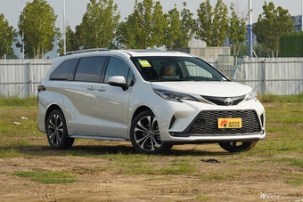 2026款格瑞维亚 2.5L混动 尊爵ULTRA版