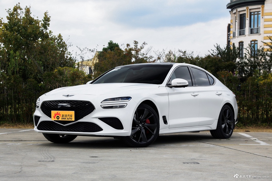 2021款捷尼赛思G70 2.0T 四驱旗舰型