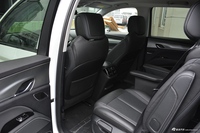 2021款宝骏RS-7 1.5T CVT 行政版 6座