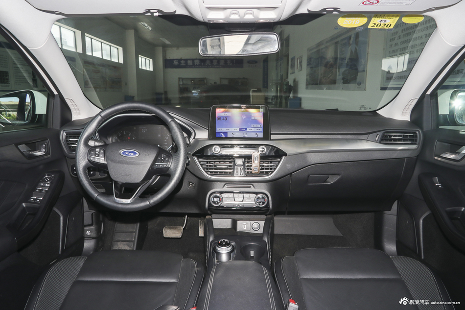2019款福克斯三厢1.5T 锋耀型EcoBoost 180