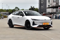 2025款长安UNI-V 1.5T 500Bar尊贵运动型
