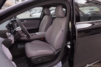 2025款荣威M7 DMH 160km悦享版