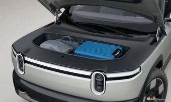 2024款RIVIAN R2 官图