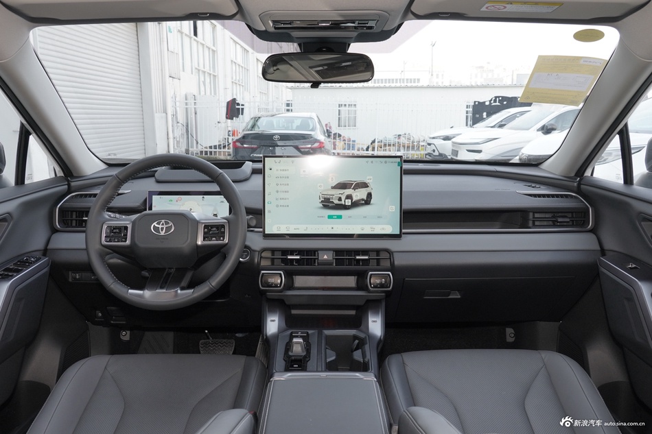 2026款威兰达 2.0L 智能电混双擎 PRO+