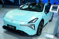 2025广州车展实拍：深蓝L06纯电