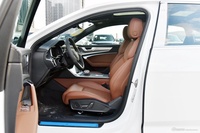 2025款奥迪A6L 改款 45 TFSI 臻选动感型