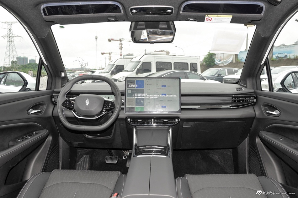 2024款睿蓝7 605km 荣耀版