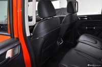 2025款坦克300 2.4T 柴油版