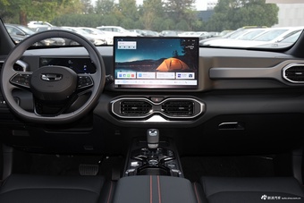 2025款吉利牛仔 1.5TD 潮玩版