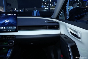 2025广州车展实拍：RAV4荣放