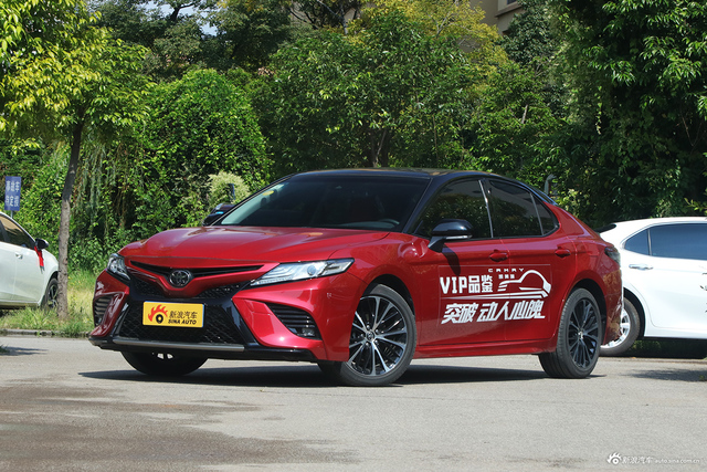 2019款凯美瑞2.5S自动锋尚版国V