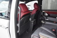 2024款传祺M8 宗师系列 400T 科技关爱版