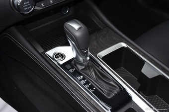 2024款天籁 2.0L SV 黑金版