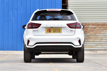 2024款睿蓝汽车X3 PRO 1.5L CVT小飒