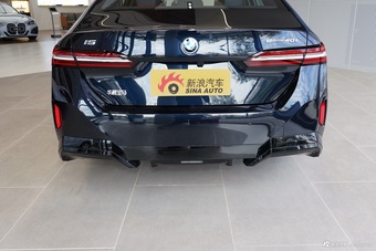 2026款宝马i5 eDrive 40L M运动套装