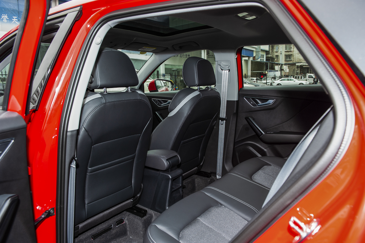 2019款奥迪Q2L e-tron纯电智享型