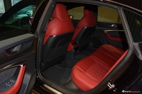 2022款奥迪A7L 45 TFSI quattro S-line 黑武士版