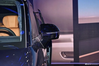 2025广州车展实拍：银河V900